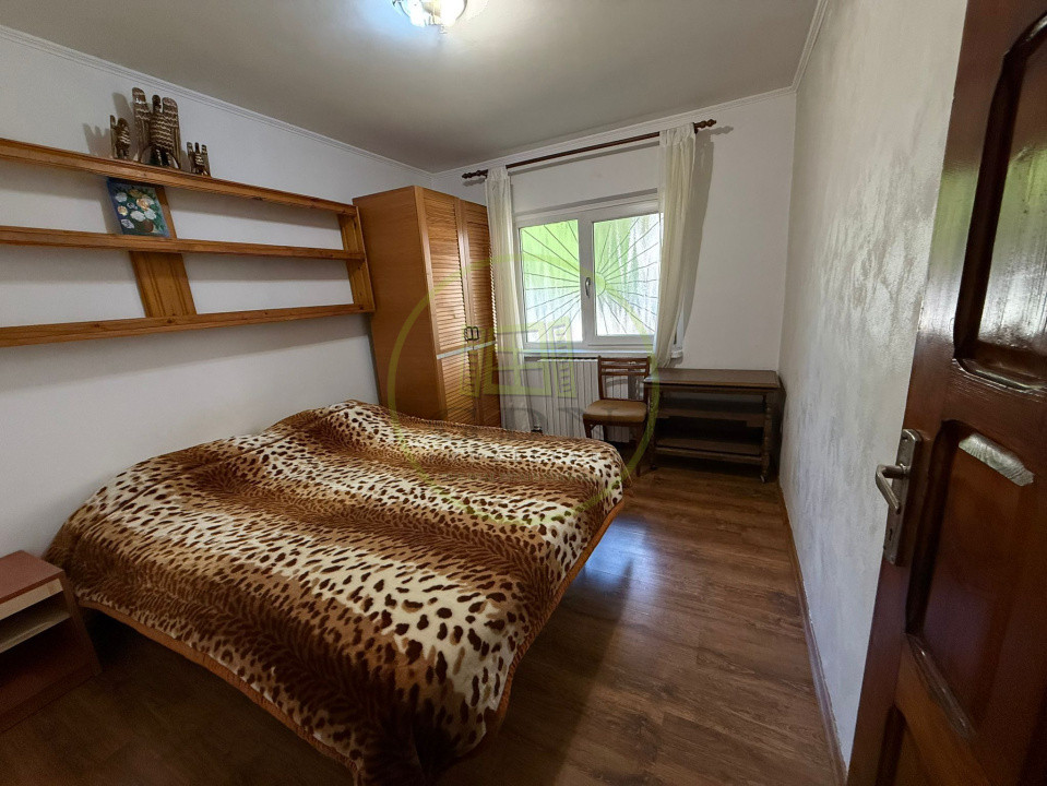 Apartament 4 camere, 96 mp, Cartierul 1 Mai, Zona Pelendava