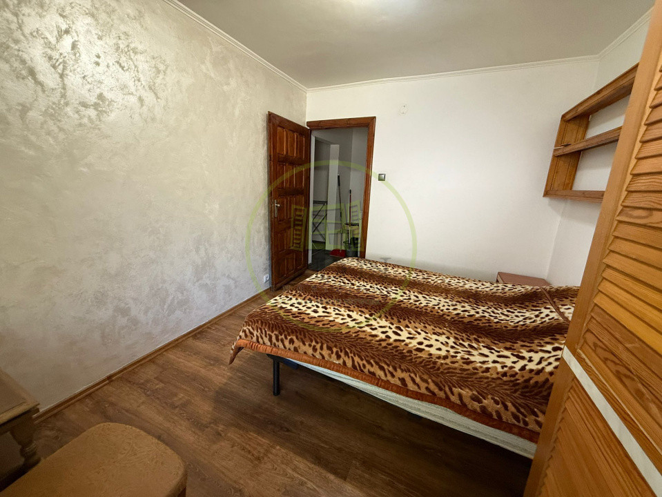 Apartament 4 camere, 96 mp, Cartierul 1 Mai, Zona Pelendava