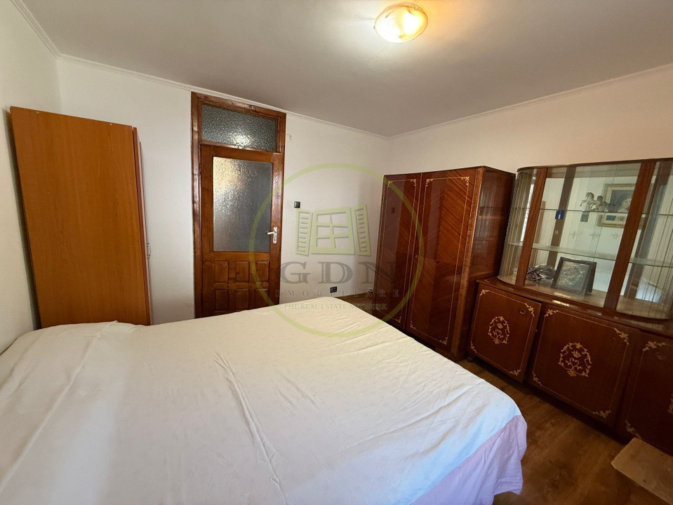 Apartament 4 camere, 96 mp, Cartierul 1 Mai, Zona Pelendava
