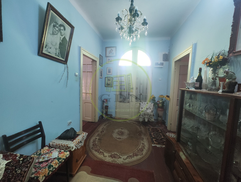 Casa 3 camere, teren 273 mp, Craiova, Gradina Botanica
