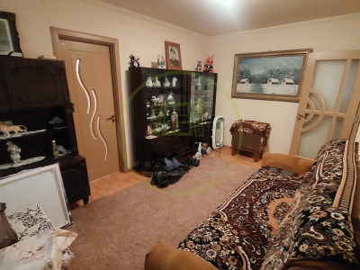Apartament doua camere semidecomandat, parter, Craiovita zona Scoala 34