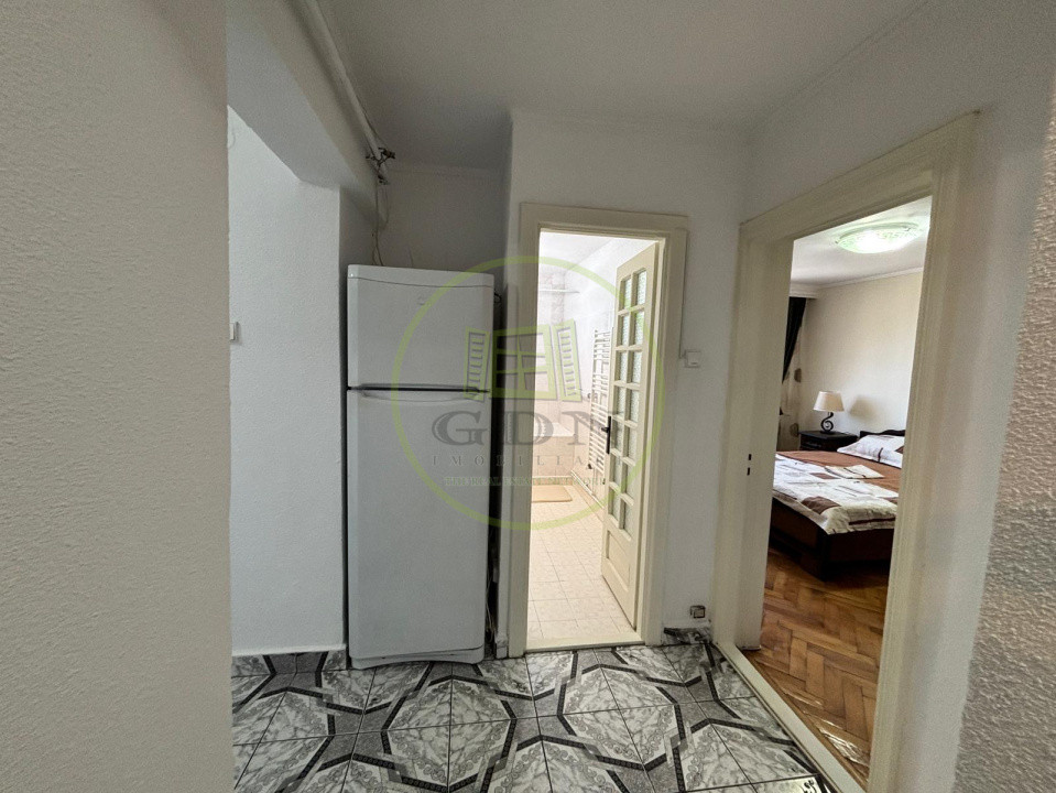 Apartament 3 camere, 68mp, Calea Bucuresti, Zona Facultatea De Mecanica