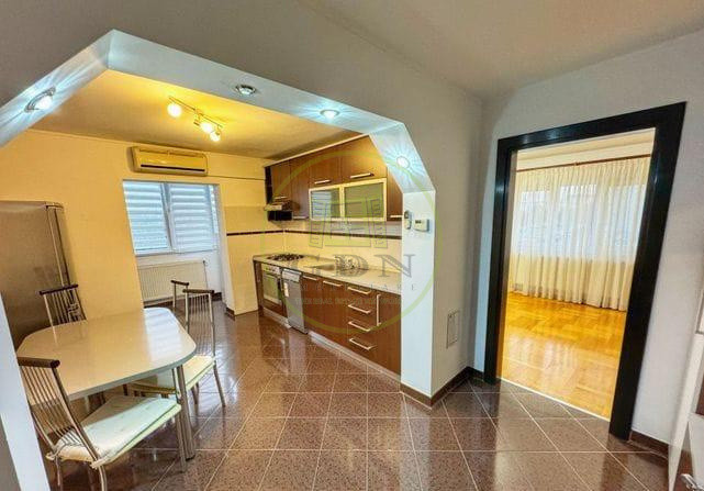 Apartament 2 camere de inchiriat Strand
