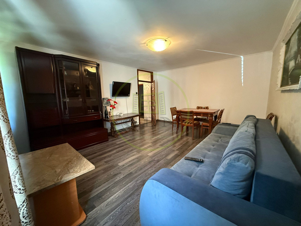 Apartament 4 camere, 96 mp, Cartierul 1 Mai, Zona Pelendava