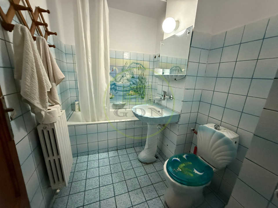 Apartament 4 camere, 96 mp, Cartierul 1 Mai, Zona Pelendava