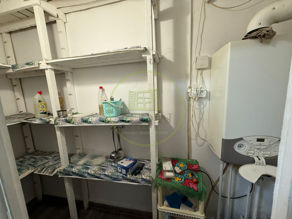 Apartament 4 camere, 96 mp, Cartierul 1 Mai, Zona Pelendava