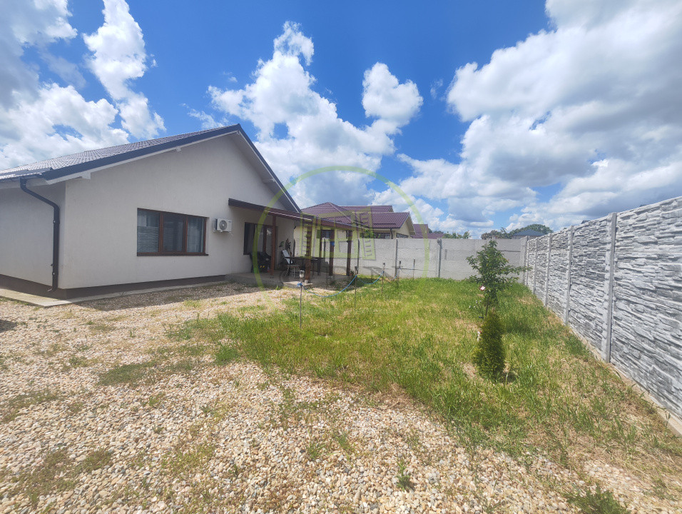 Casa 3 camere, teren 467, Carcea, zona Liceului
