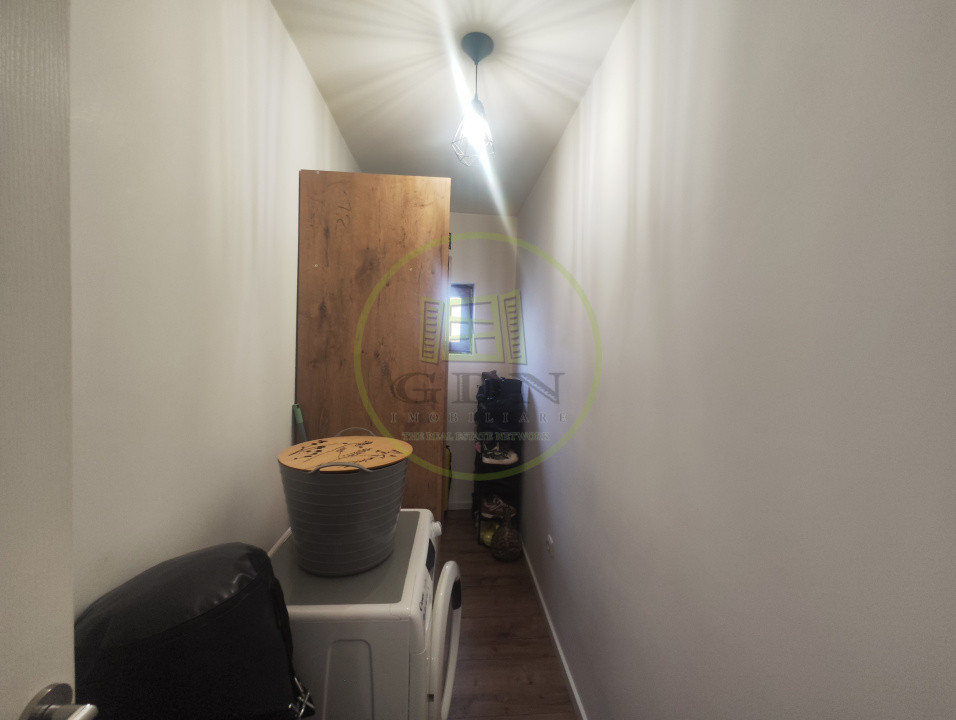 Casa 3 camere, teren 467, Carcea, zona Liceului