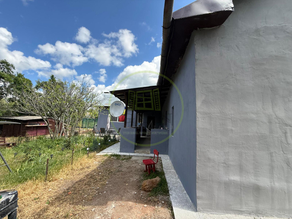 Casa plan parter, 566 mp teren, 131 mp utili, Pielesti-Centru