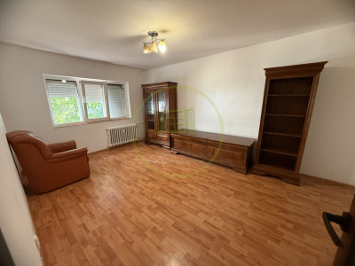 Apartament 4 camere, 83,30 mp, cartier Craiovita Noua, zona Scoala Elena Farago