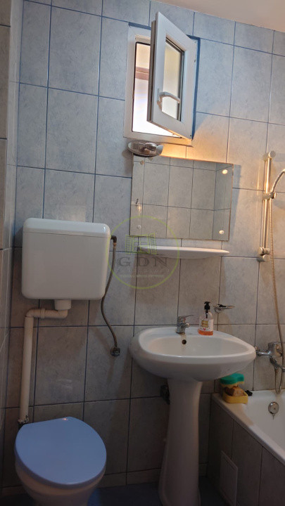 Casă Individuală de Închiriat – Lazaret / Lupeni – Garaj + Curte