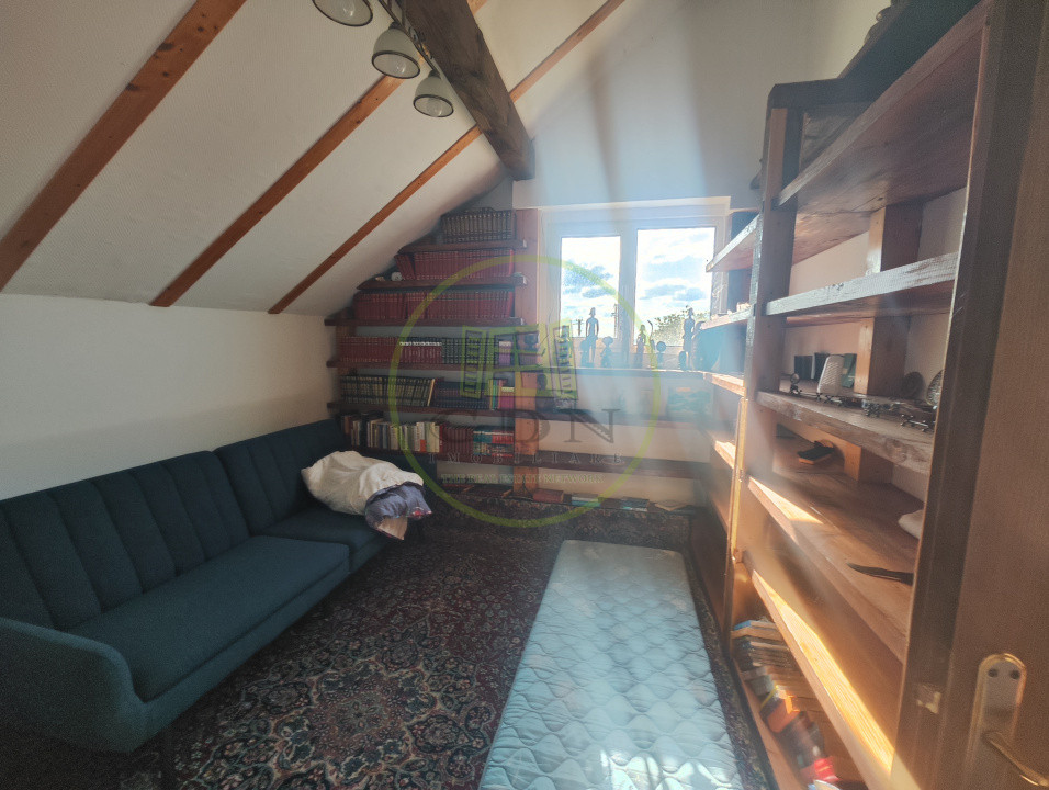 Casa 268.7 mp, teren 1002, Craiova, zona Bariera Valcii. 