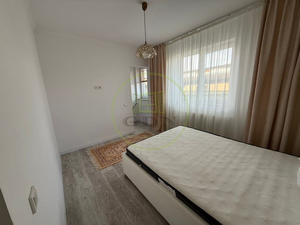 Apartament open-space, 39 mp, Cartier Bariera Valcii, zona Termocentrala