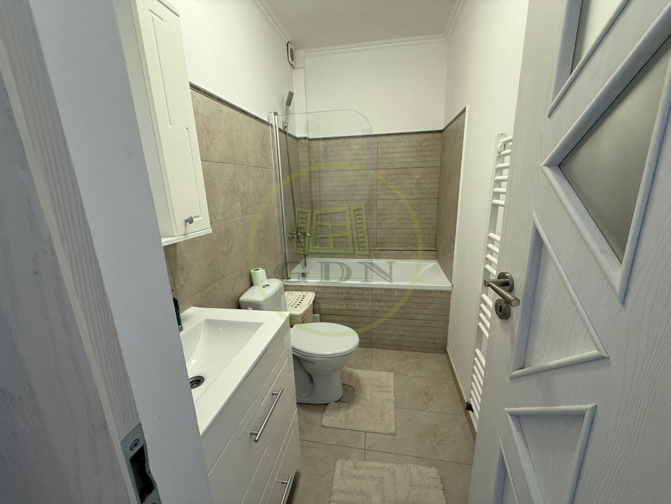 Apartament open-space, 39 mp, Cartier Bariera Valcii, zona Termocentrala