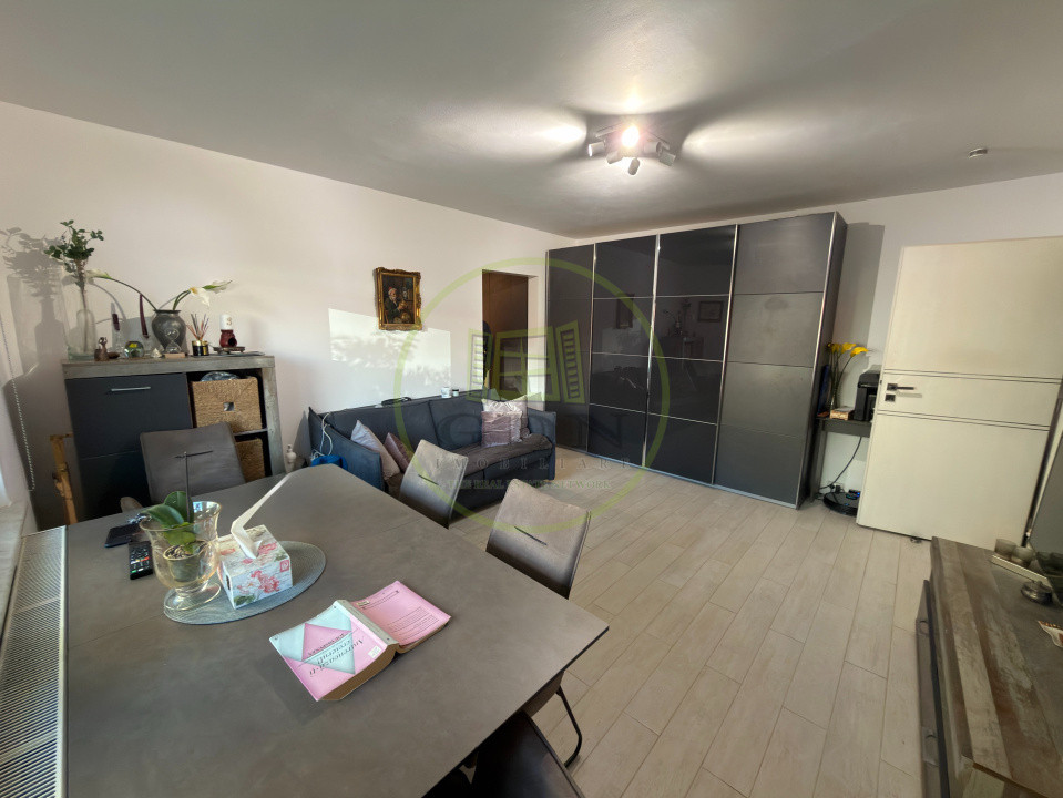Apartament 2 camere, cartier 1 Mai, zona confecții 