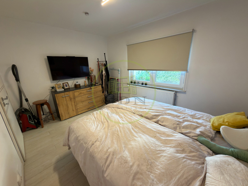 Apartament 2 camere, cartier 1 Mai, zona confecții 