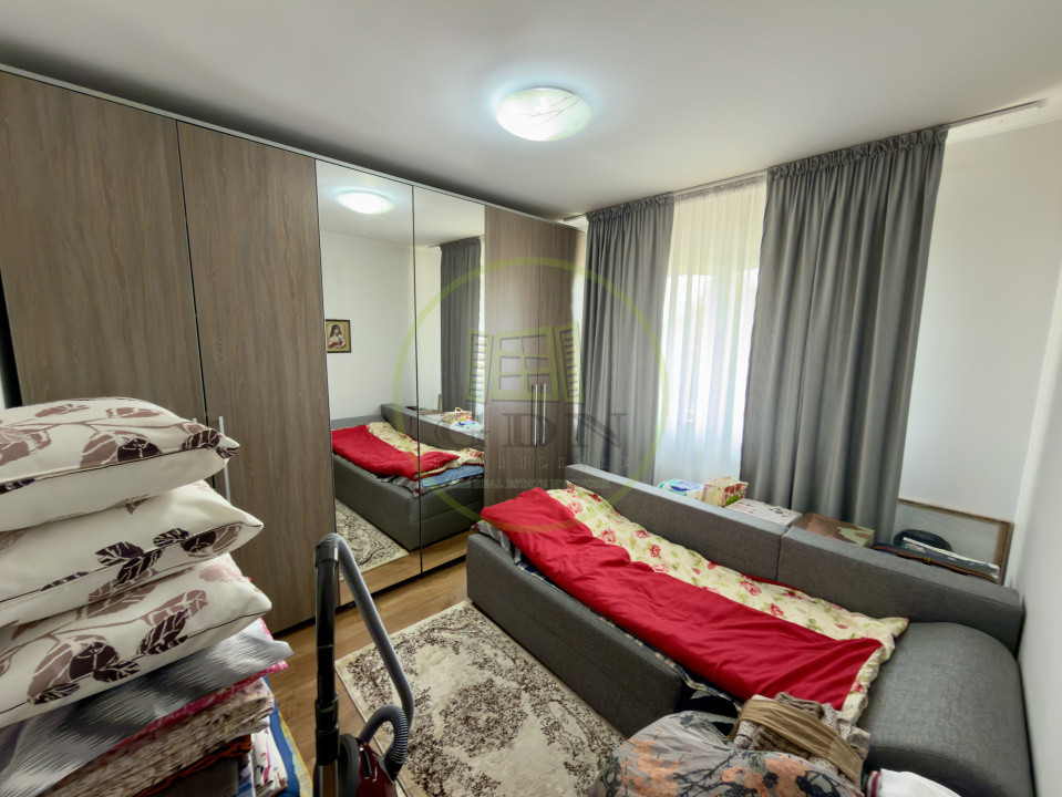 Apartament 2 camere, semidecomandat, cartier Craiovita Nouă, zona Orizont