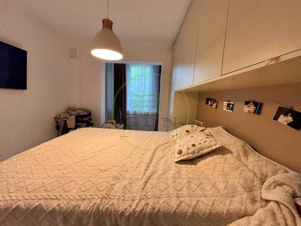 Apartament 3 camere, 53 mp, cartier Craiovita Noua, zona Hotel Bacolux