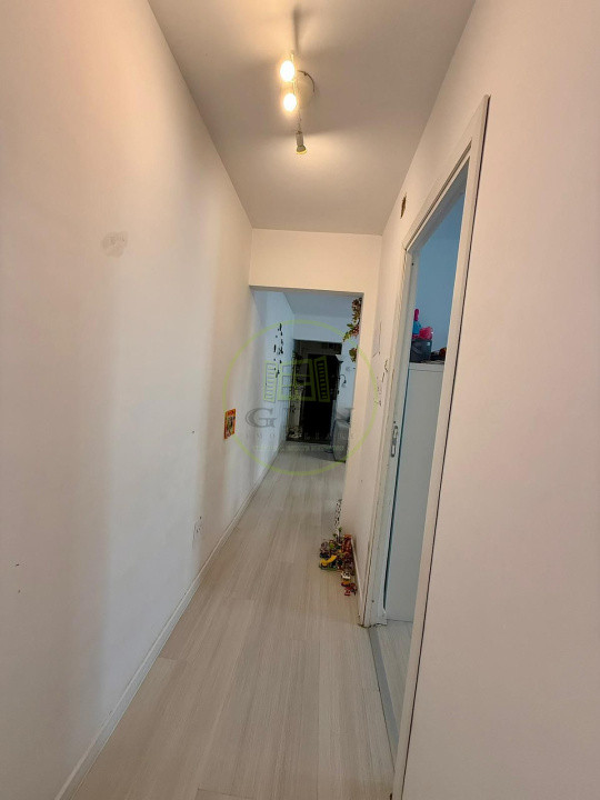 Apartament 3 camere, 53 mp, cartier Craiovita Noua, zona Hotel Bacolux