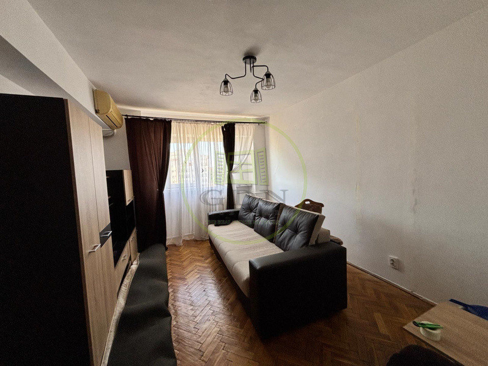 Apartament 2 camere semidecomandat, 51 mp, Centru, zona Ramada Plaza