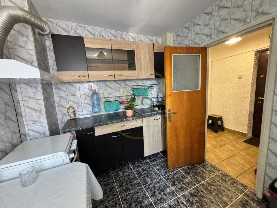 Apartament 2 camere semidecomandat, 51 mp, Centru, zona Ramada Plaza