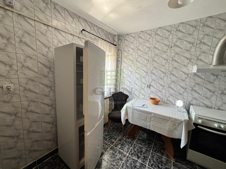 Apartament 2 camere semidecomandat, 51 mp, Centru, zona Ramada Plaza