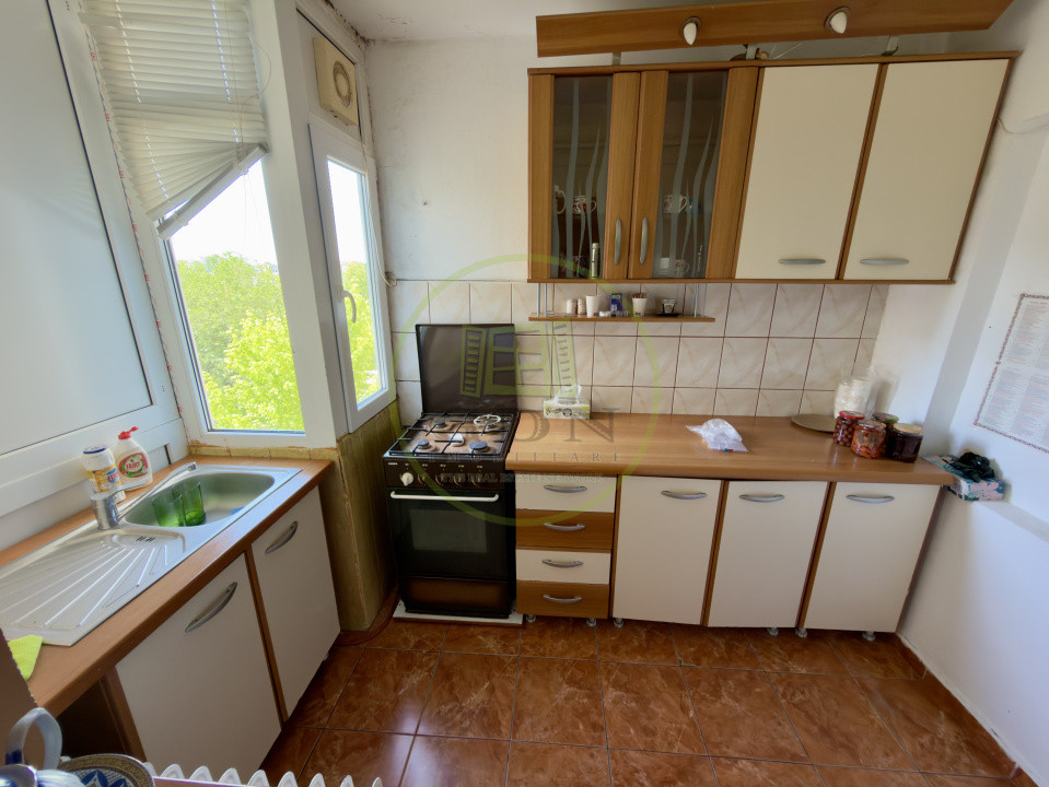 Apartament 3 camere, 63.28 mp, cartier Craiovita Noua, zona Bigul Vechi