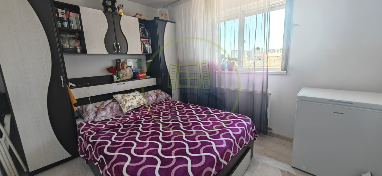 Apartament 3 camere, 58 mp, mansarda, Lapus zona trenul pierdut