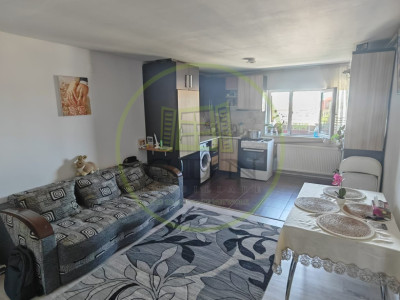 Apartament 3 camere, 58 mp, mansarda, Lapus zona trenul pierdut