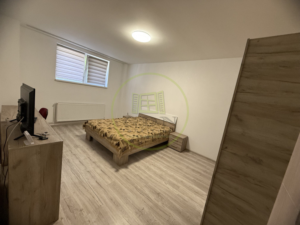Garsonieră decomandată, 42 mp, cartier Cornițoiu, zona Liceul George Bibescu