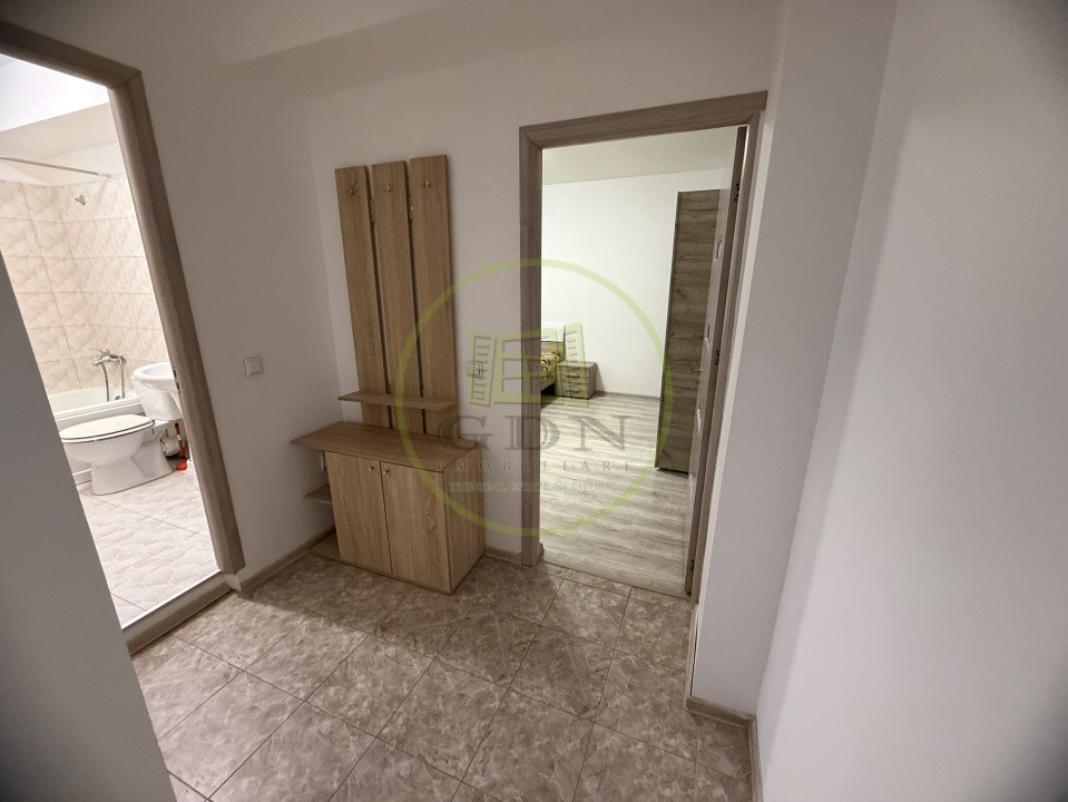 Garsonieră decomandată, 42 mp, cartier Cornițoiu, zona Liceul George Bibescu