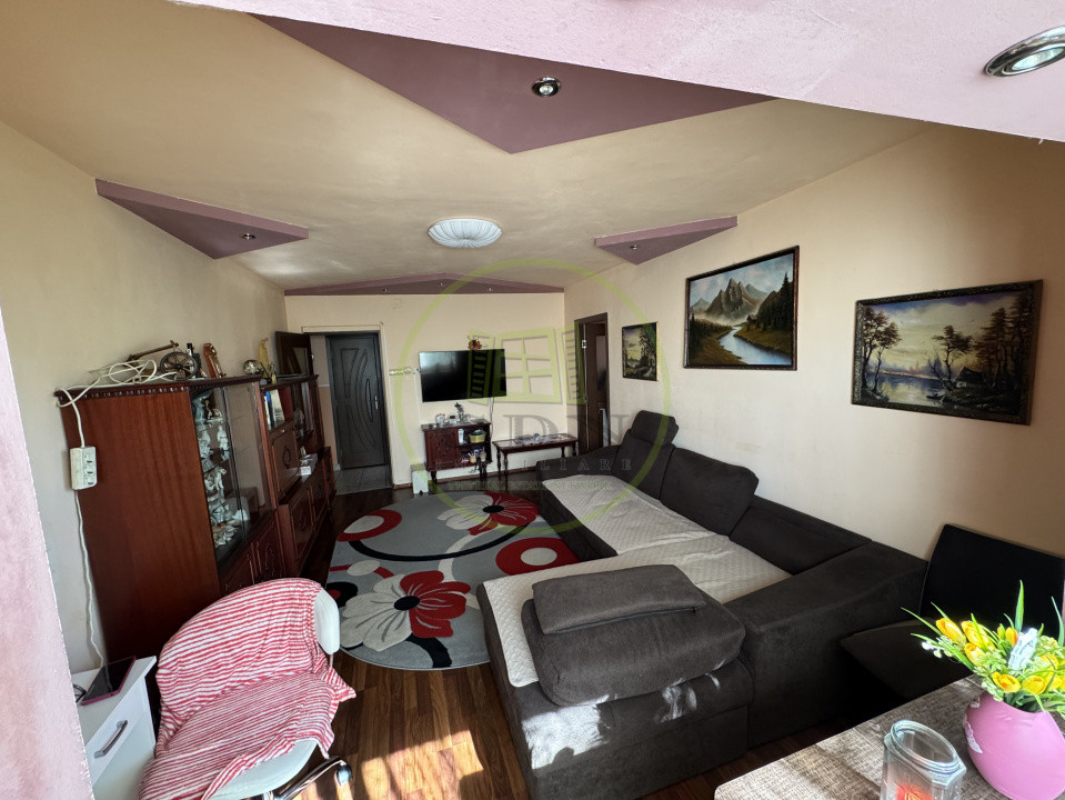 Apartament cu 4 camere | 86 mp | etaj 3/4 | Tractorul, str Aluminiului | Brasov