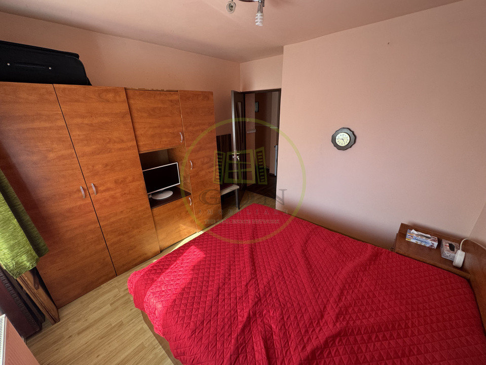 Apartament cu 4 camere | 86 mp | etaj 3/4 | Tractorul, str Aluminiului | Brasov