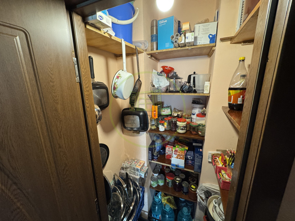 Apartament cu 4 camere | 86 mp | etaj 3/4 | Tractorul, str Aluminiului | Brasov