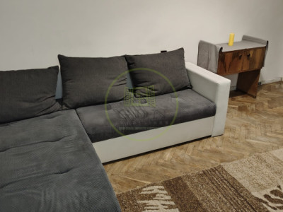 Apartament central 3 camere de inchiriat