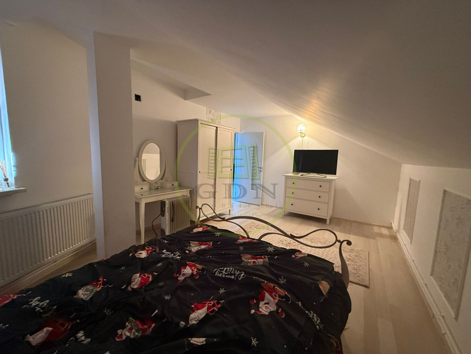 Apartament 3 camere decomandat, 100 mp, Bariera Valcii, zona Bordei 