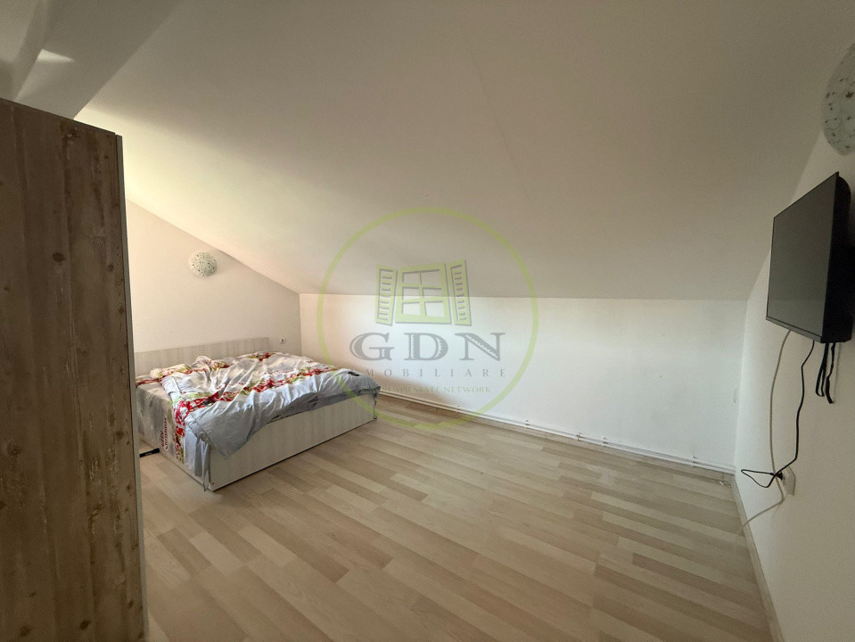 Apartament 3 camere decomandat, 100 mp, Bariera Valcii, zona Bordei 