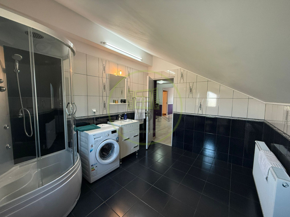 Apartament 3 camere decomandat, 100 mp, Bariera Valcii, zona Bordei 