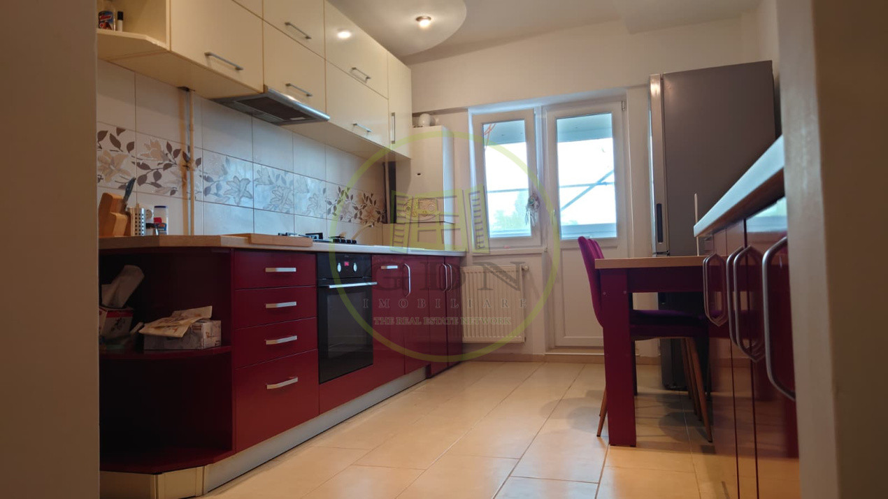 Apartament de vanzare, doua camere, decomanda, 66mp, zona Garii