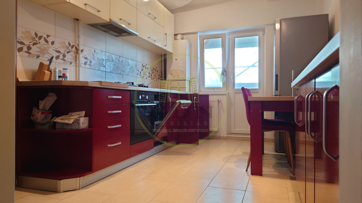 Apartament de vanzare, doua camere, decomanda, 66mp, zona Garii