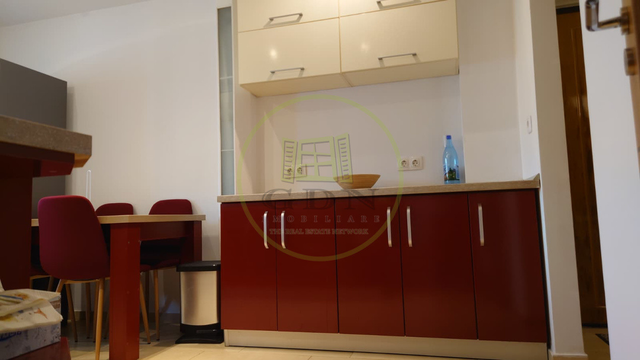 Apartament de vanzare, doua camere, decomanda, 66mp, zona Garii