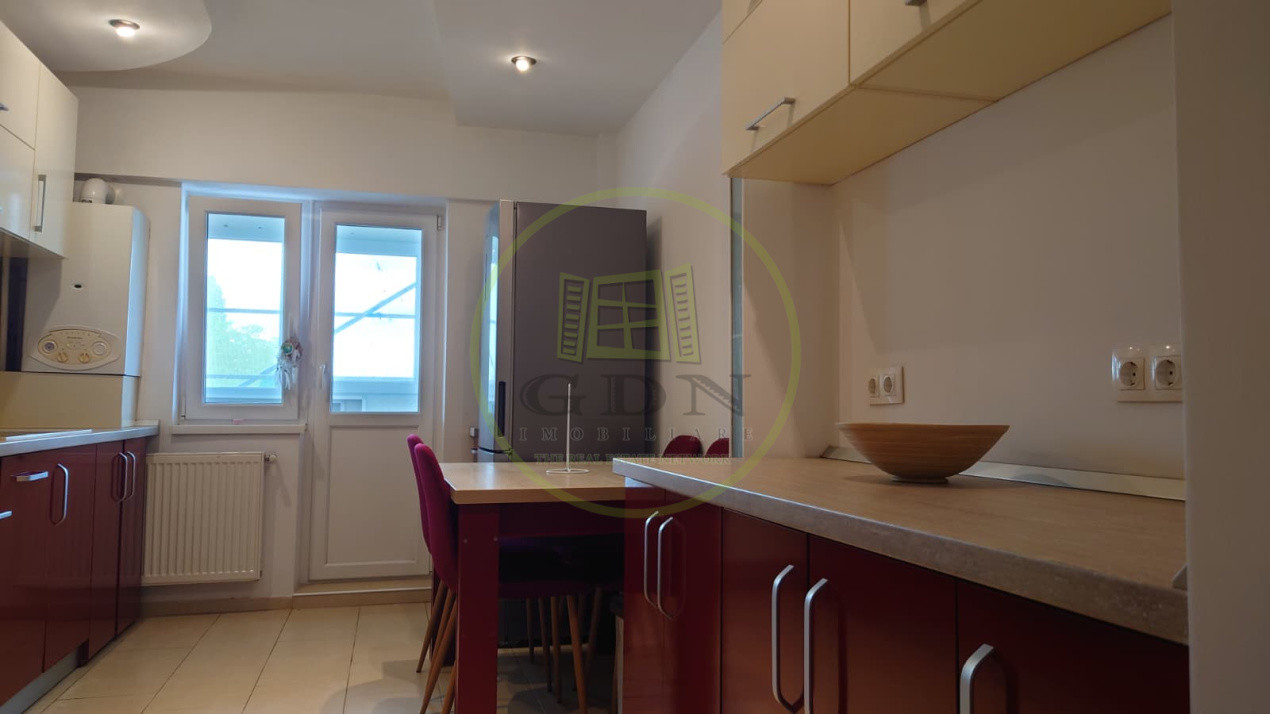 Apartament de vanzare, doua camere, decomanda, 66mp, zona Garii