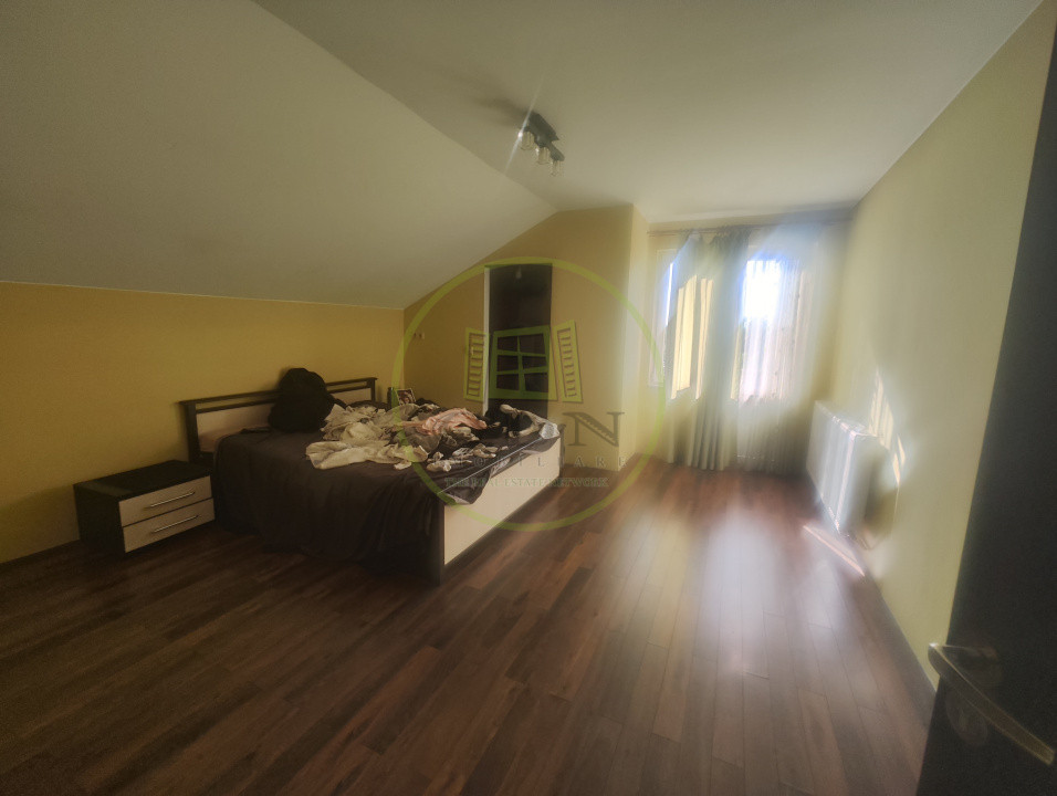Casa 4 camere, teren 500 mp, Preajba, zona Damila