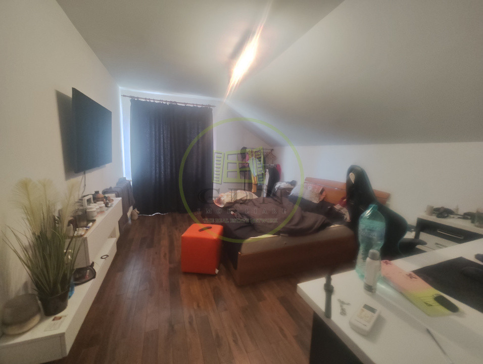 Casa 4 camere, teren 500 mp, Preajba, zona Damila