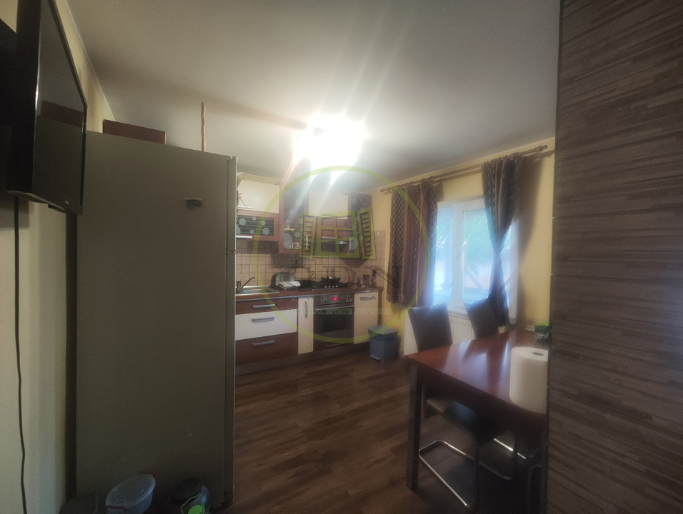 Casa 4 camere, teren 500 mp, Preajba, zona Damila