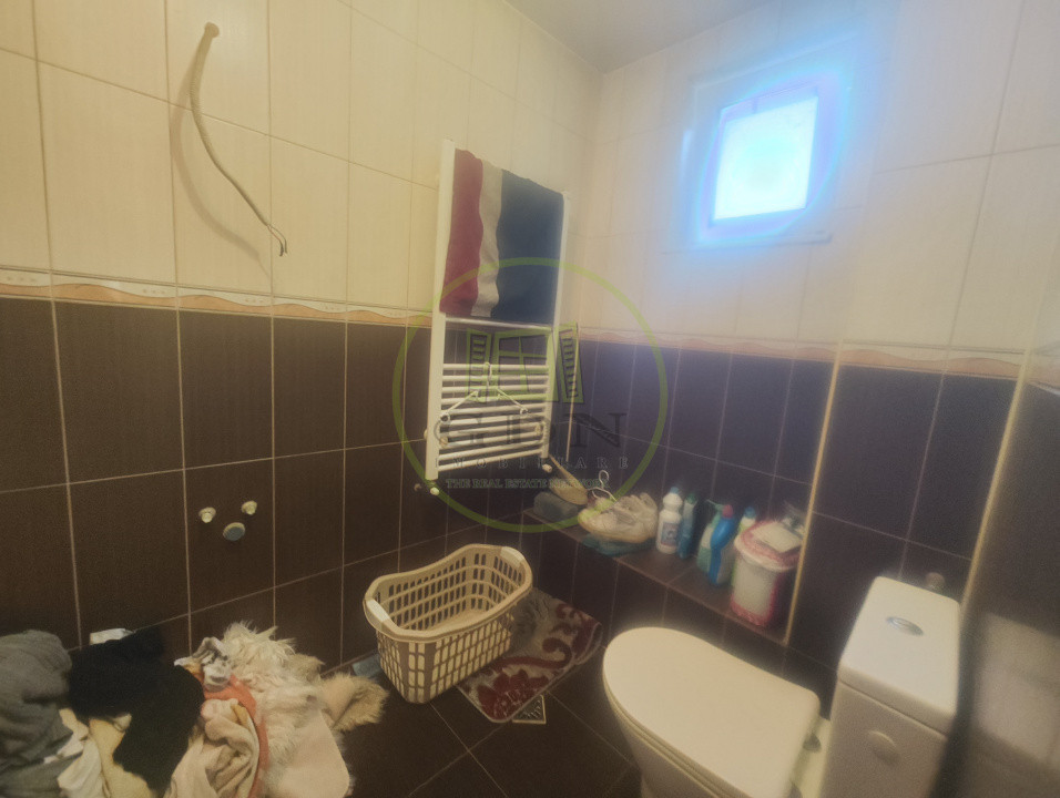 Casa 4 camere, teren 500 mp, Preajba, zona Damila
