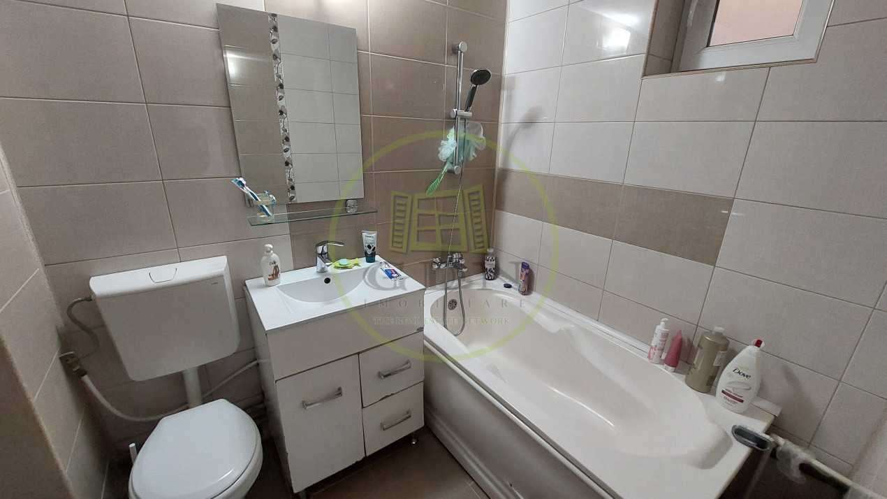 Apartament 3 camere, decomandat, 71 mp, Brazda, zona Simplon