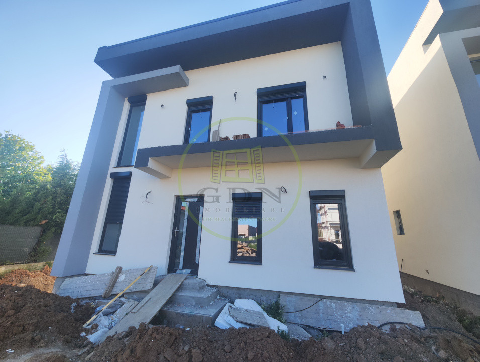 Casa 4 camere, teren 200 mp, localitate Malu Mare, zona Selgros