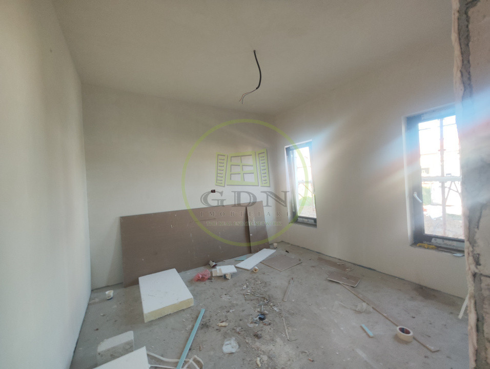 Casa 4 camere, teren 200 mp, localitate Malu Mare, zona Selgros
