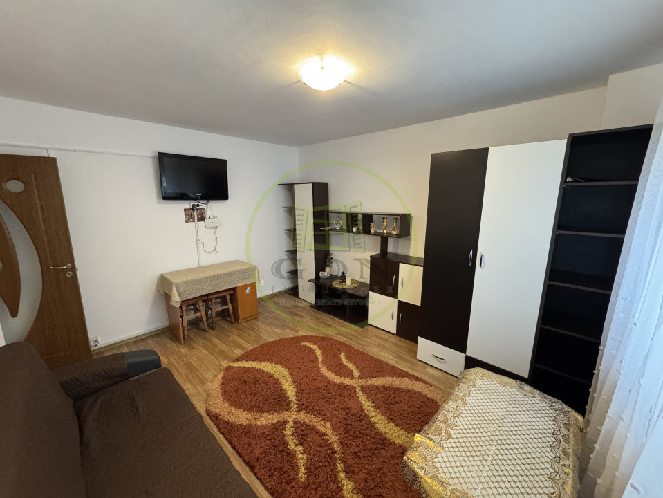 Apartament decomandat cu 2 camere | Parter | Str Tudor Vladimirescu, Tractorul